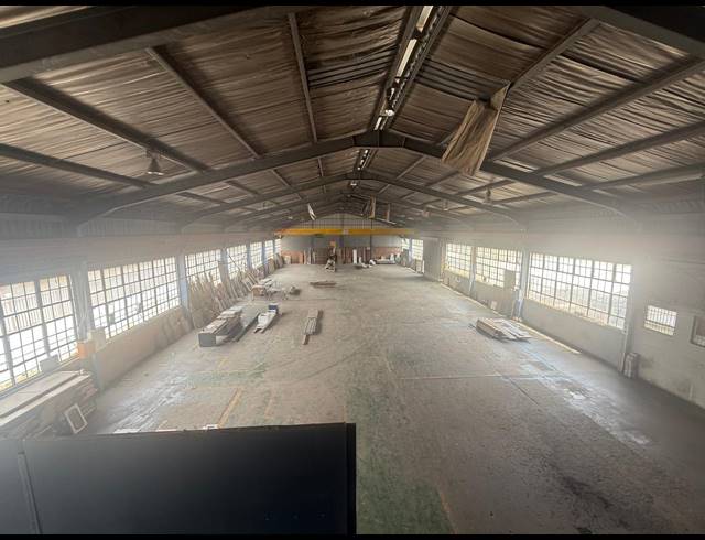 1,300M² WAREHOUSE TO LET IN ALRODE